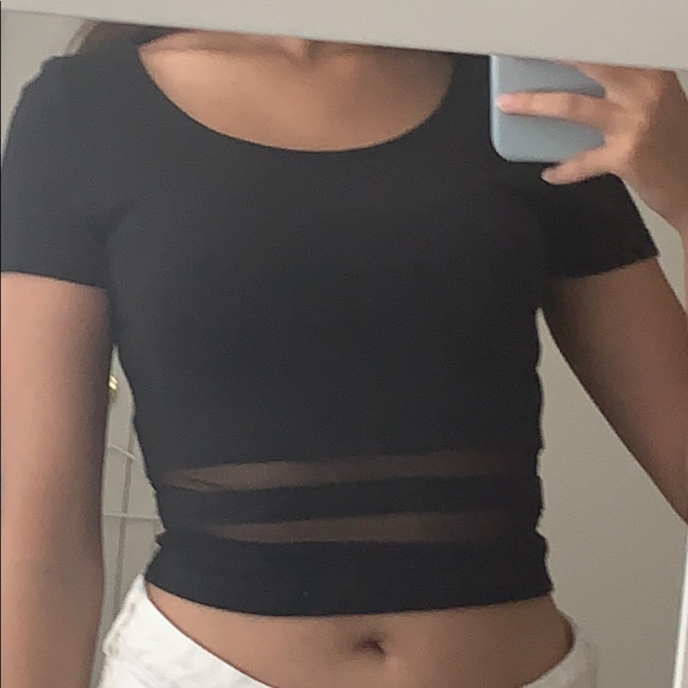 H&m divided mesh crop top
